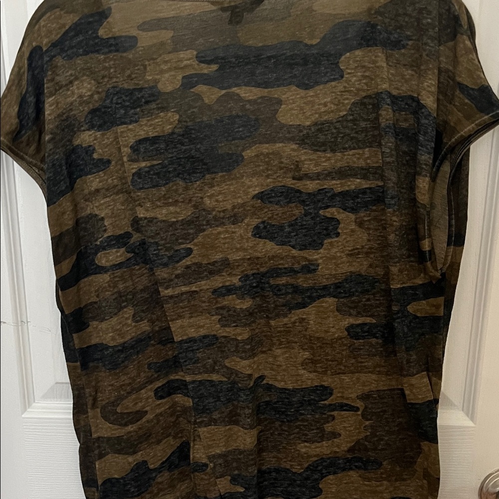Lucky Brand Olive and Black Camo V-Neck Tee - Picture 4 of 5